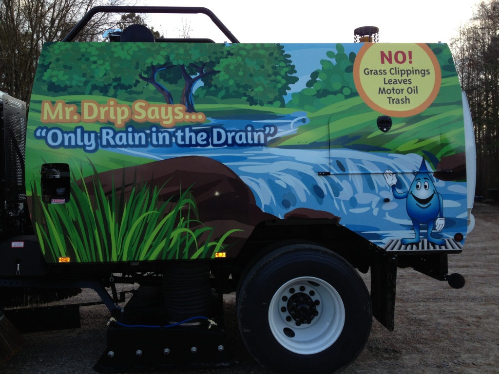 Sweeper Wraps Zebulon Public Works wraps Schwarze sweeper. - Schwarze Industries